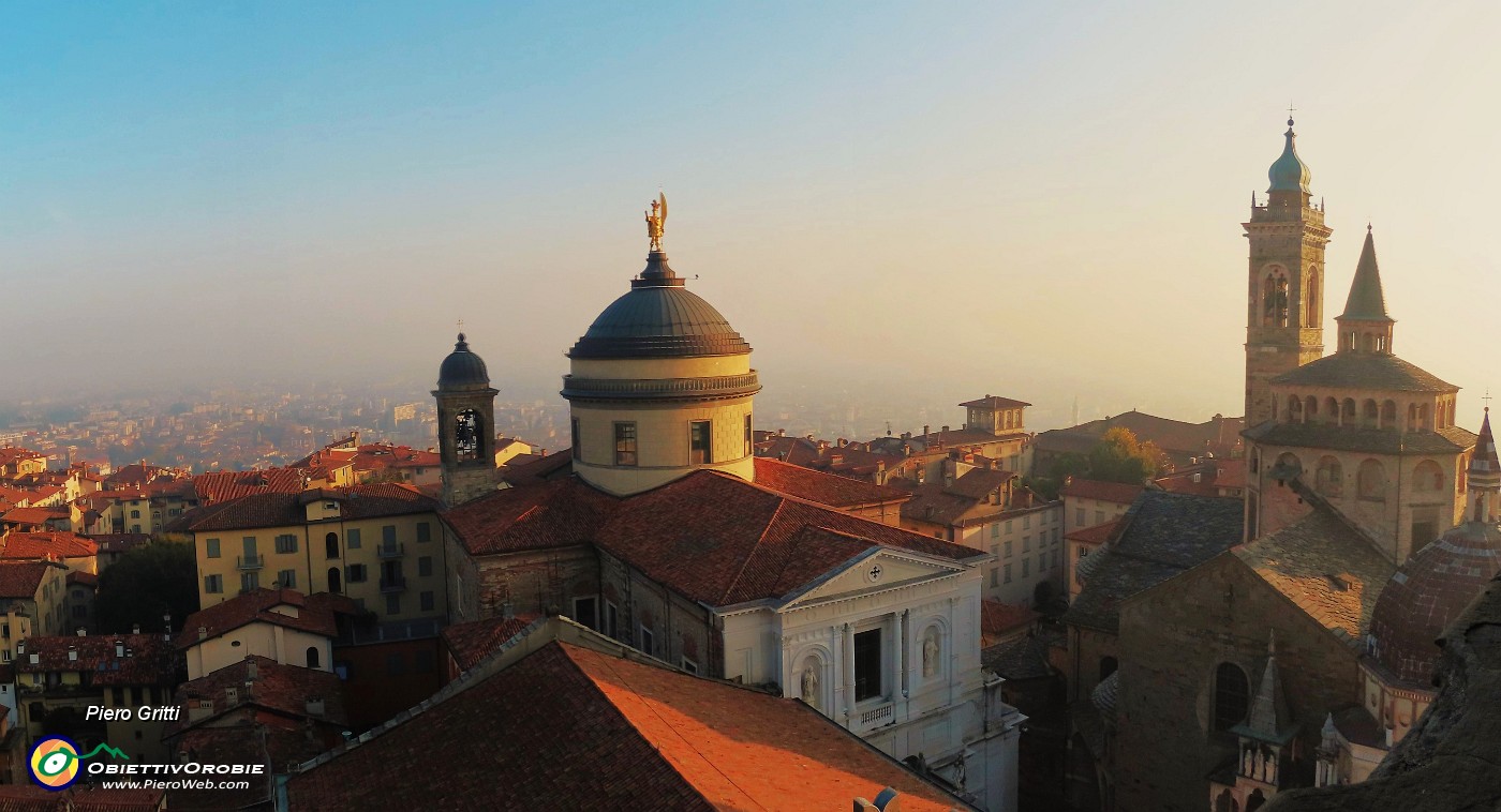 39 Dalla Torre Civica Duomo e Santa Maria Maggiore.jpg